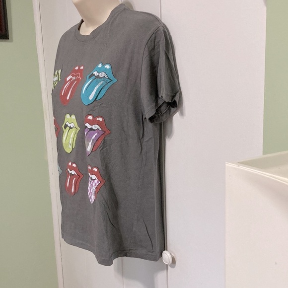 ROLLING STONES Band Tee Grey Graphic Tee Tshirt Tongue Hot Lips Gray Womens XS - Picture 2 of 14